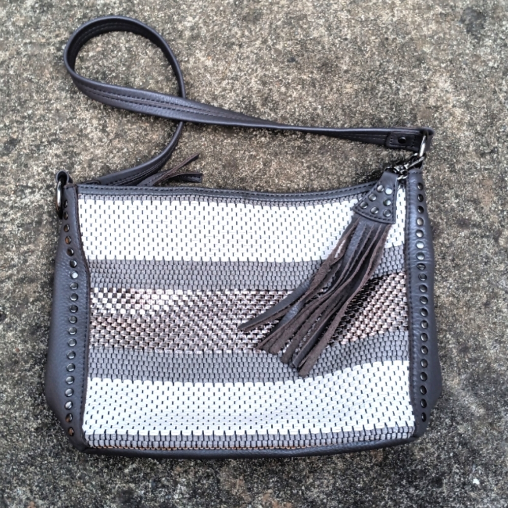 The Sak Purse